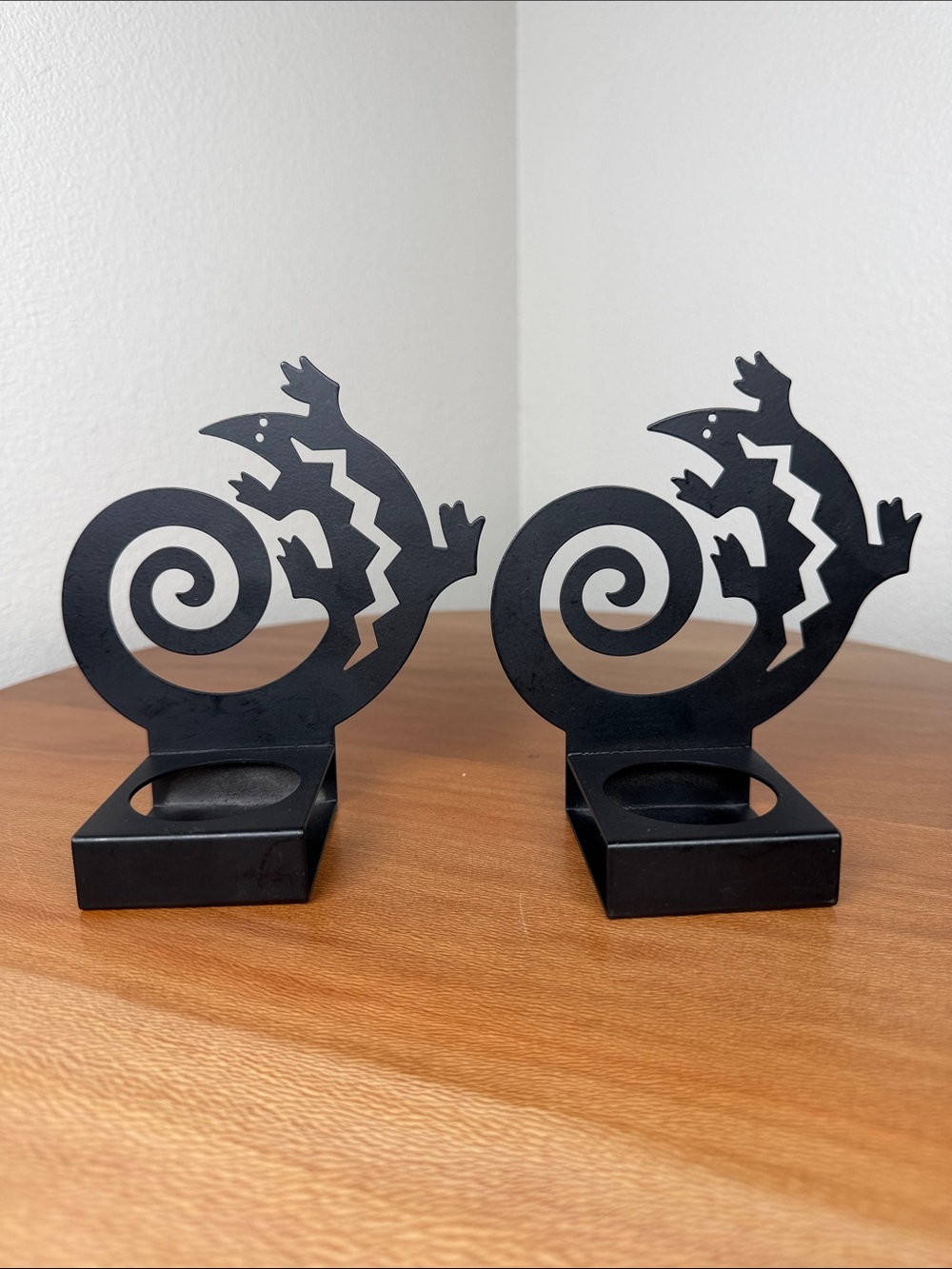 PartyLite Black Metal Gecko Tea
Light Holder Set Vintage Southwestern - Picture 3 of 8